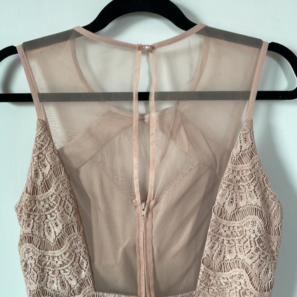 City Studio blush pink lace sleeveless dress - Picture 5 of 6